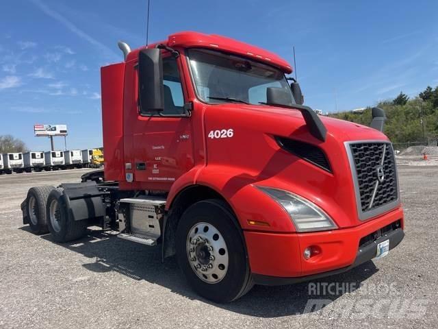 Volvo VNR Sattelzugmaschinen