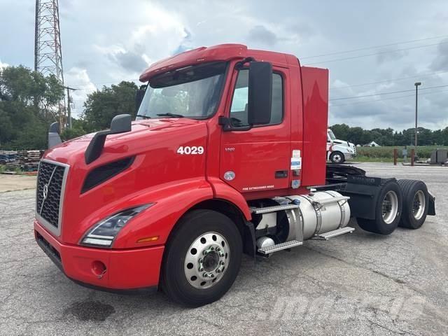 Volvo VNR Sattelzugmaschinen