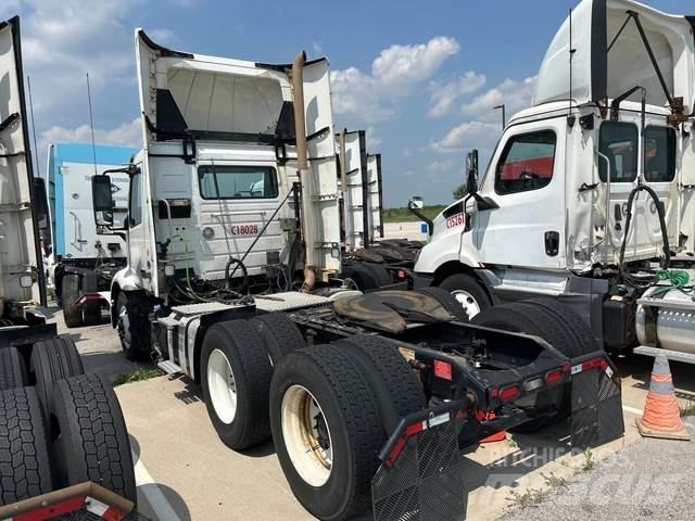 Volvo VNR Sattelzugmaschinen