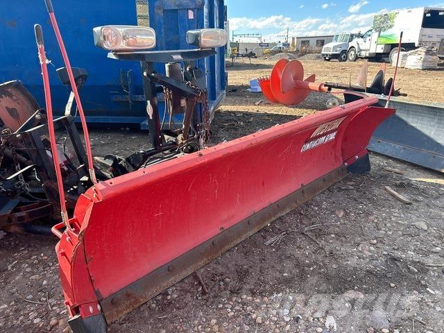 Western  Schneeschilde und -pflüge