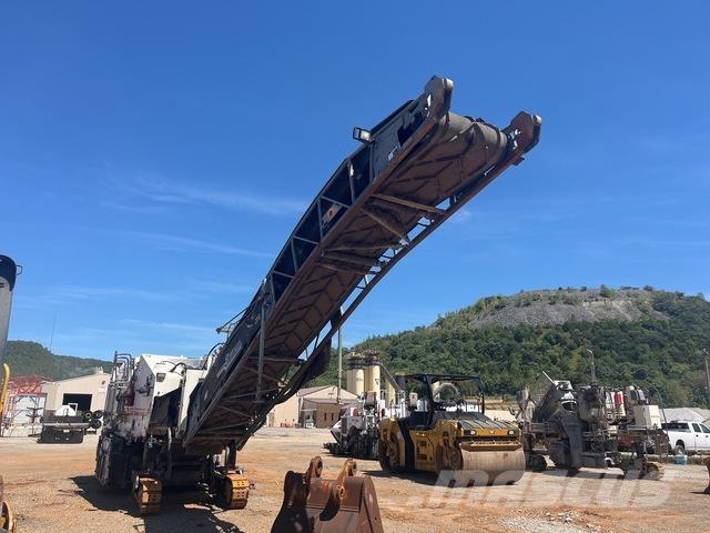 Wirtgen W2000 Asphaltfräsen
