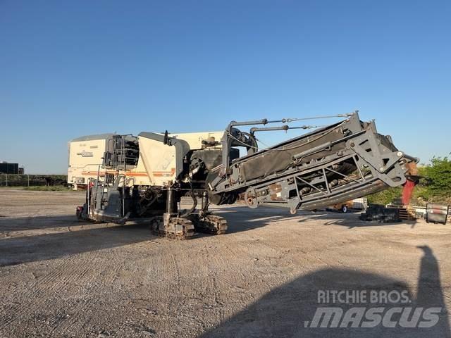 Wirtgen W200i Asphaltfräsen
