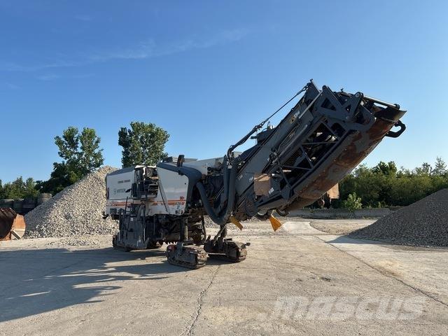 Wirtgen W210i Asphaltfräsen