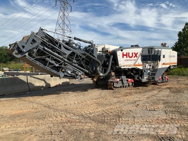 Wirtgen W220i Asphaltfräsen