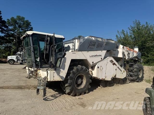 Wirtgen WR240i Erdbauwalzen