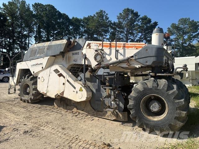 Wirtgen WR240i Erdbauwalzen