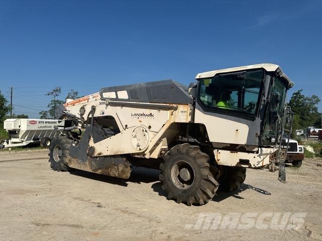 Wirtgen WR240i Erdbauwalzen