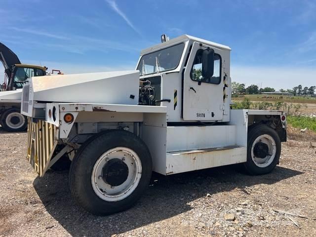  Wollard MB4 Schlepper