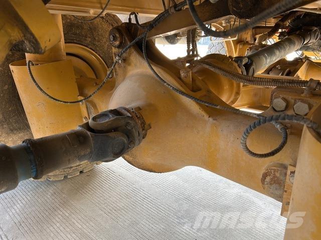 XCMG XDR70T Dumper - Knickgelenk