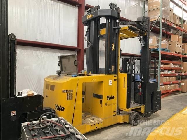 Yale NTA030SB Mittelhub-Kommissionierer