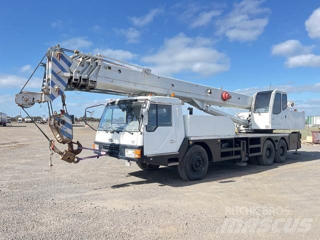 Zoomlion QY25H Raupenkrane