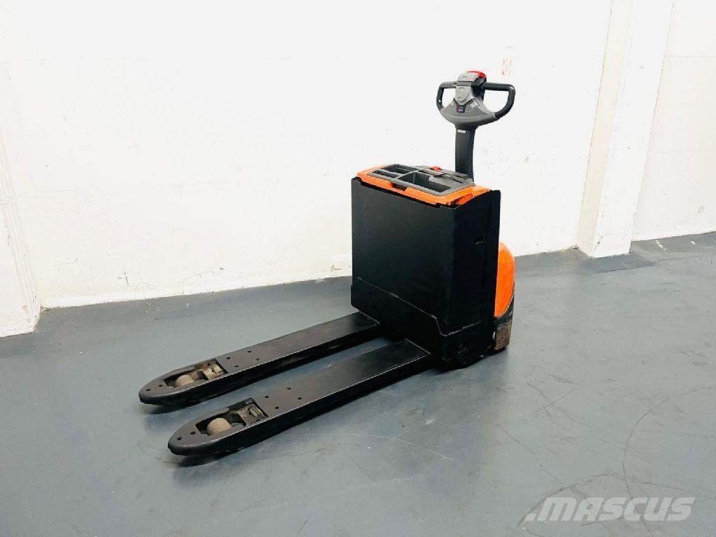 BT LWE 200 Niedergabelstapler