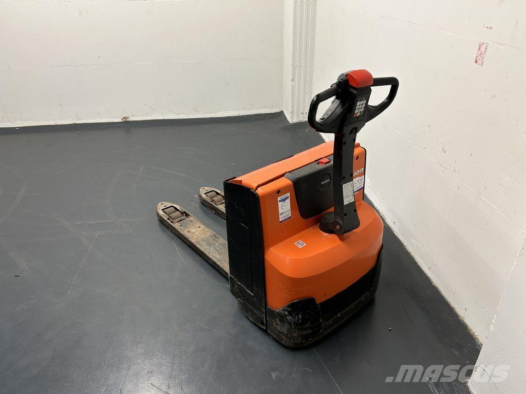 BT LWE200 - Lithium Ion Niedergabelstapler