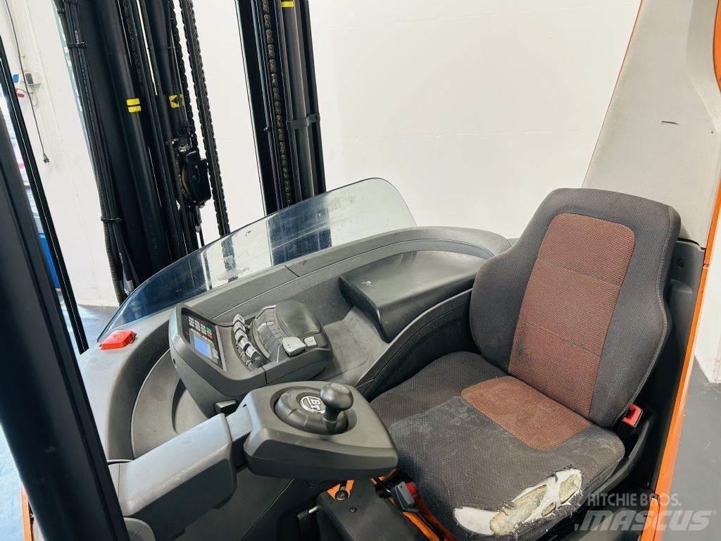 BT RRE160 Schubmaststapler