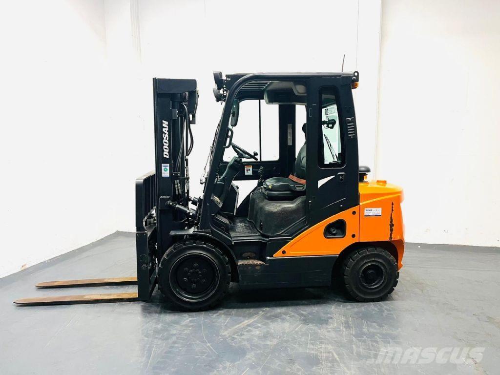 Doosan D30S-7 Diesel heftrucks