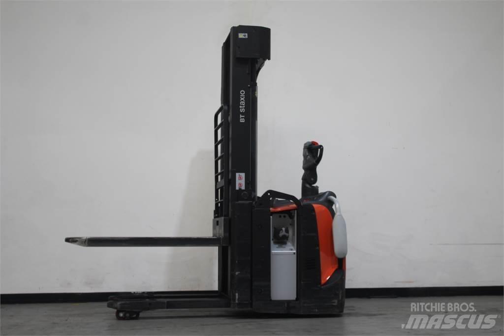 Toyota SPE160L Deichselstapler