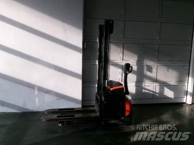 Toyota SWE120 Deichselstapler