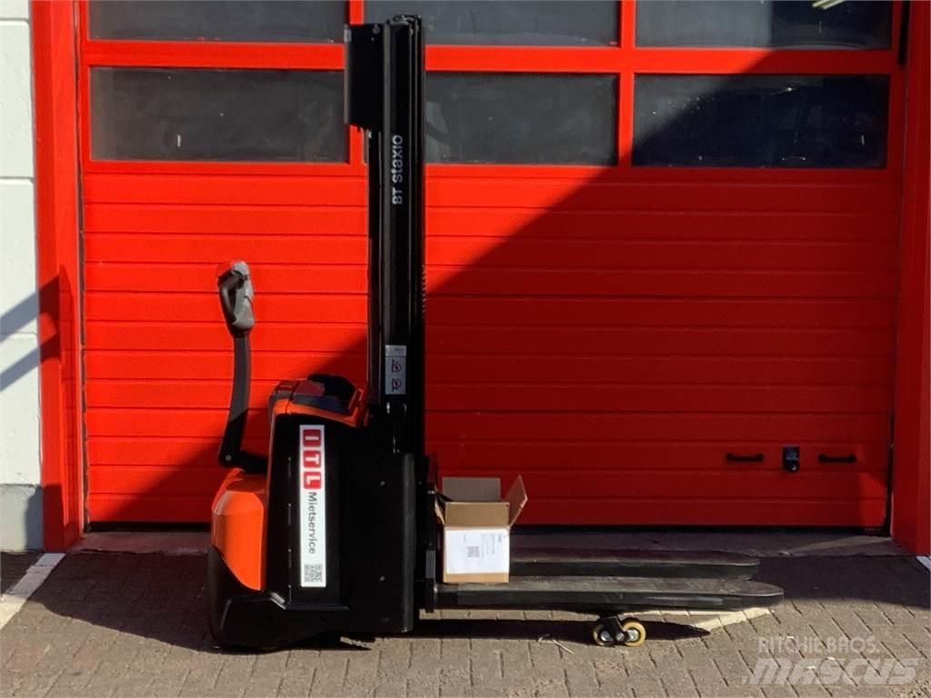 Toyota SWE120L Deichselstapler