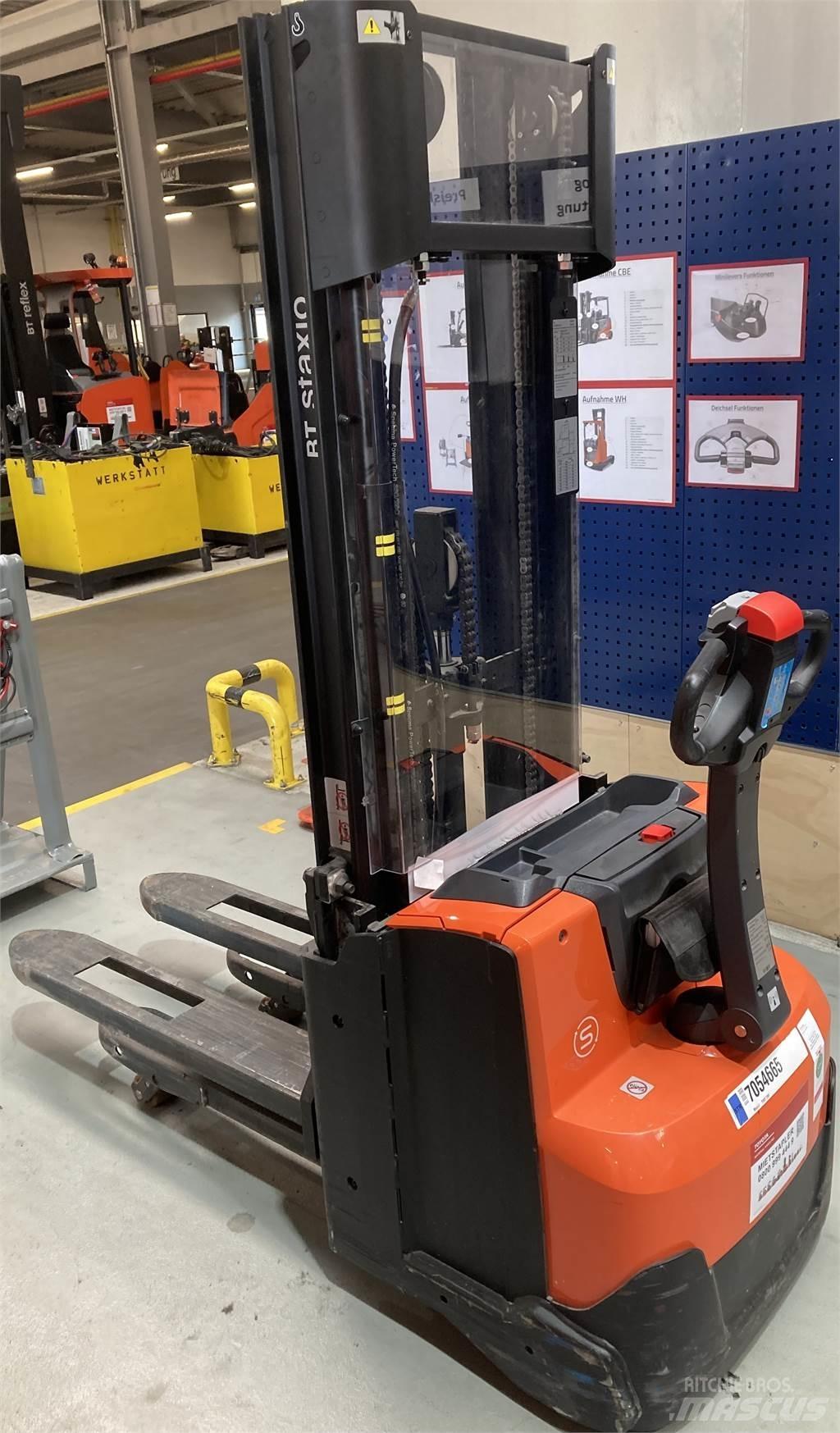 Toyota SWE120L Deichselstapler