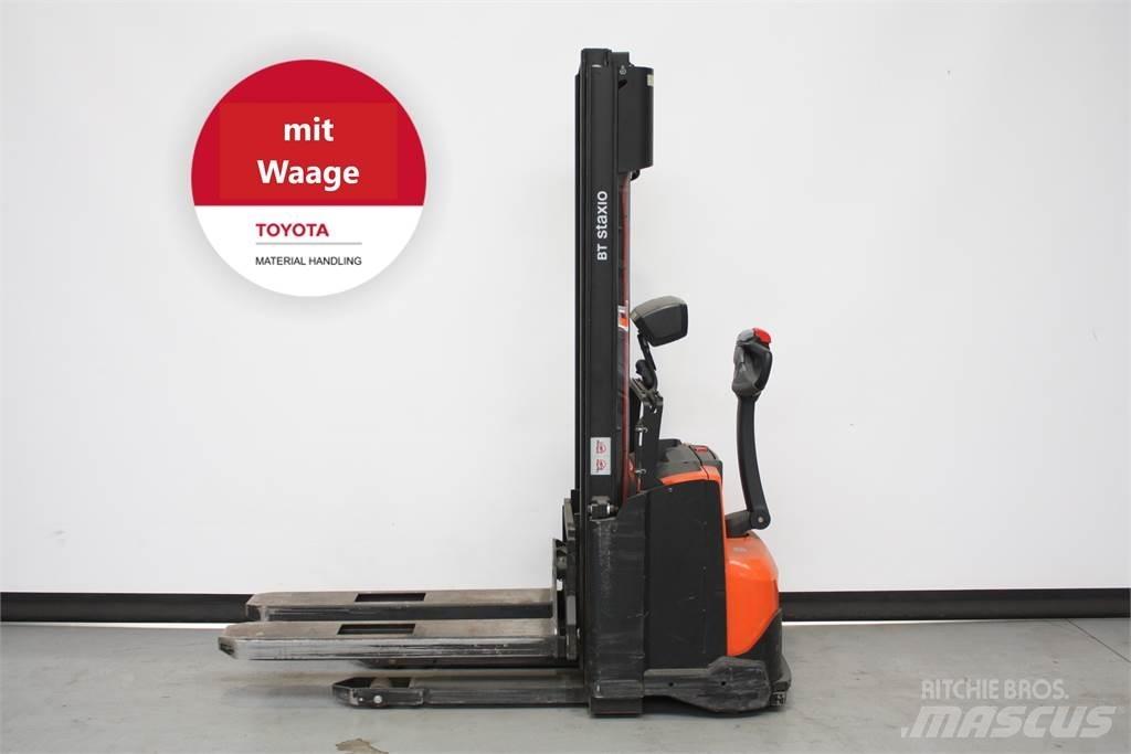 Toyota SWE140 Deichselstapler