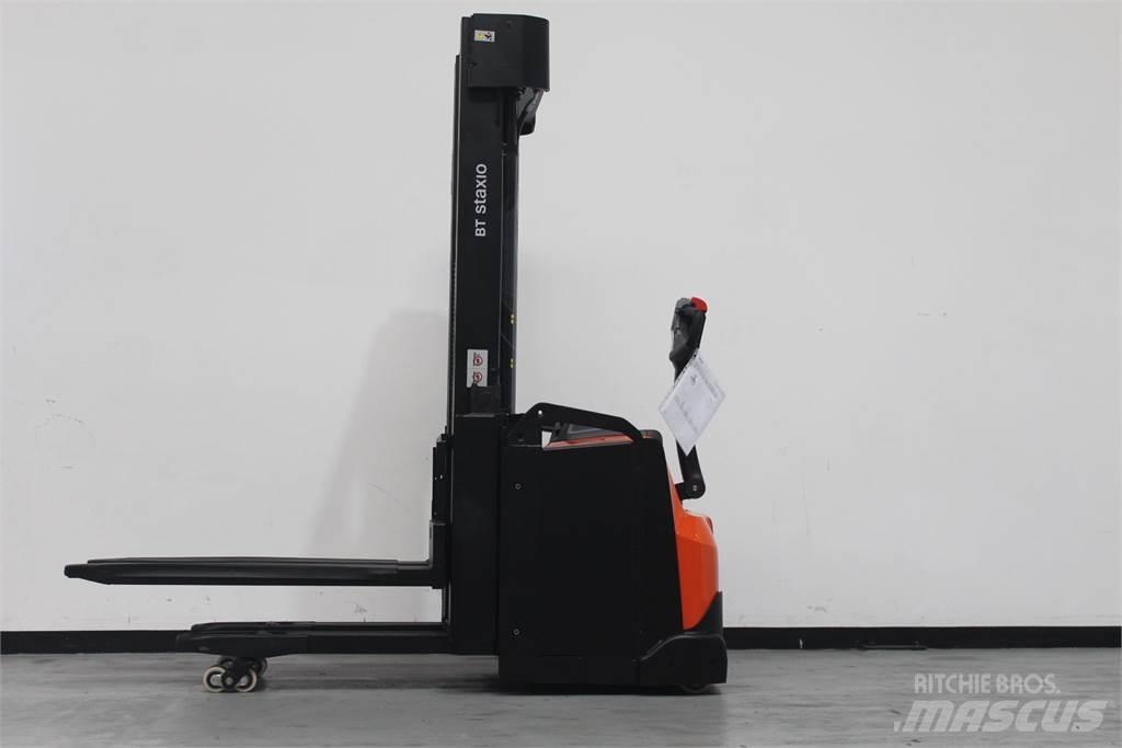 Toyota SWE160L Deichselstapler