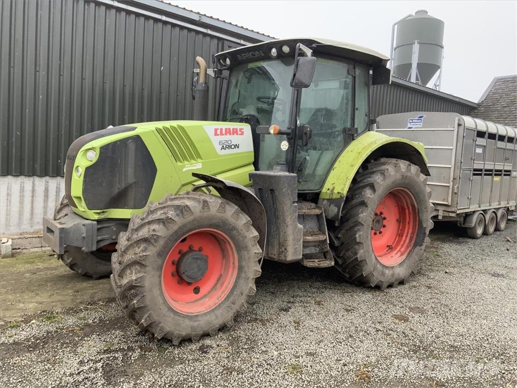 CLAAS ARION 620 Traktoren