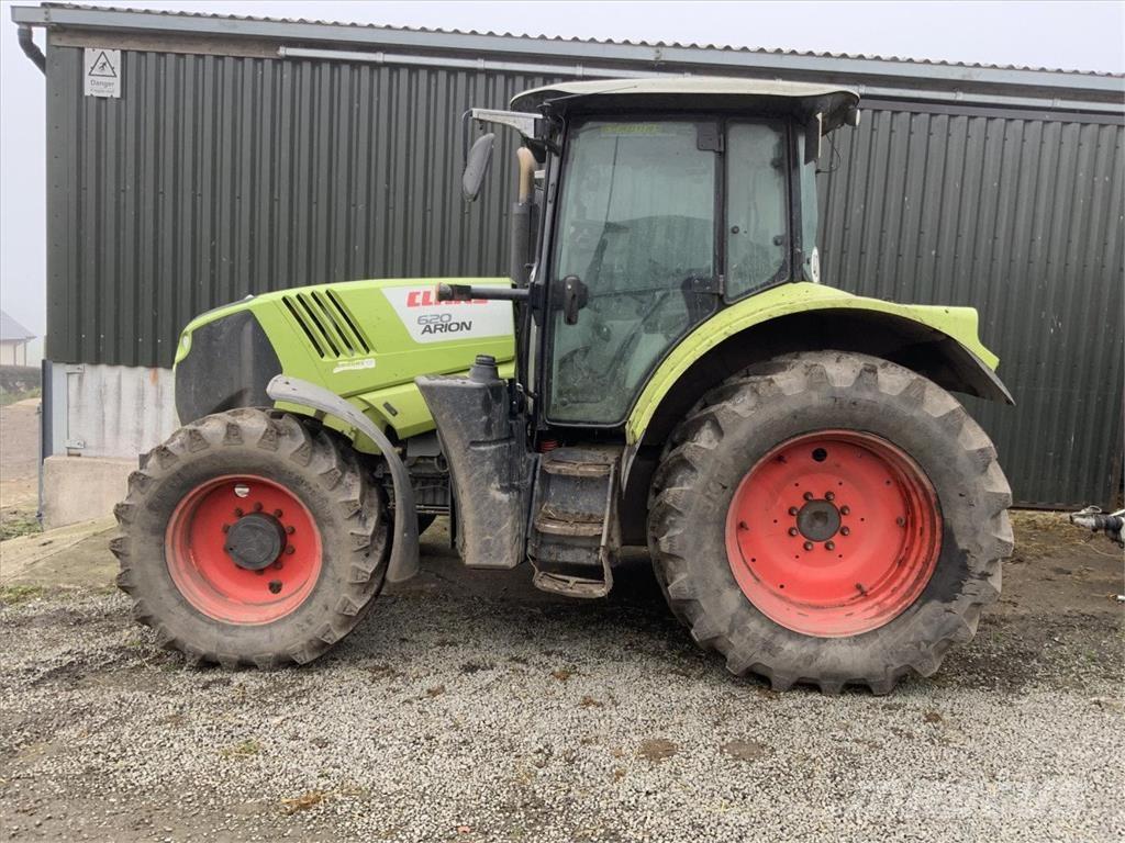 CLAAS ARION 620 Traktoren