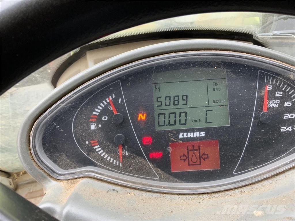 CLAAS ARION 620 Traktoren