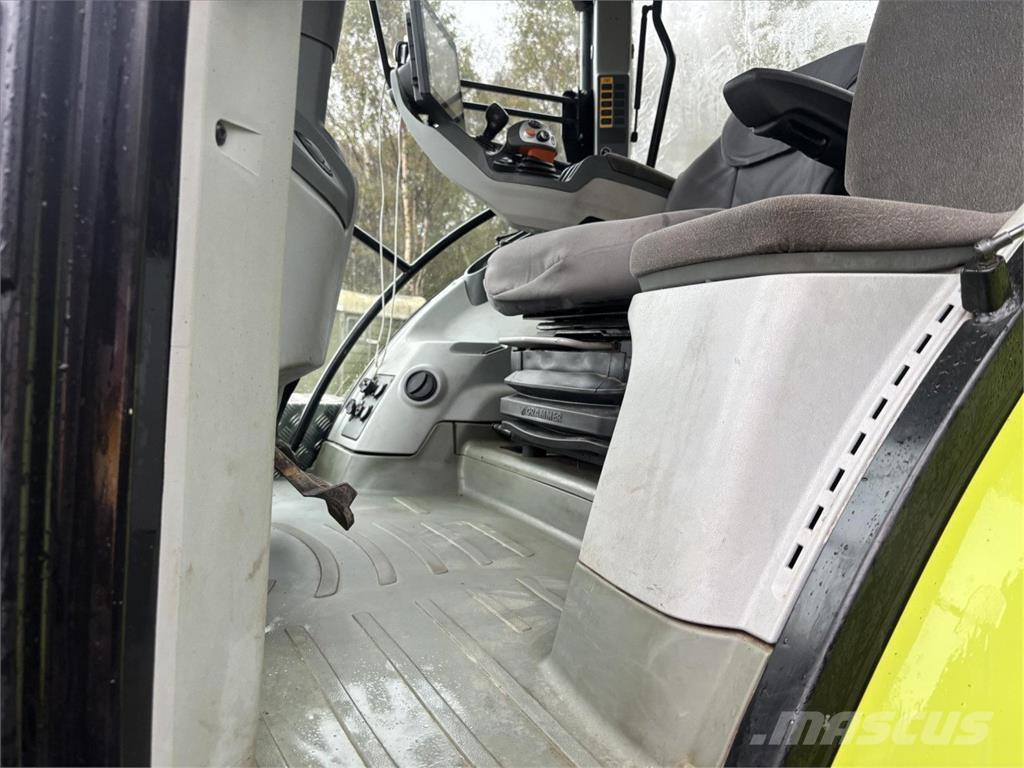 CLAAS ARION 650 Traktoren