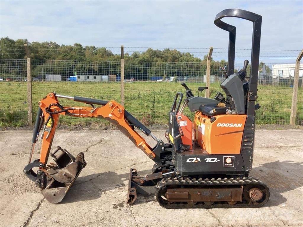 Develon DX10Z Sonstige Landmaschinen
