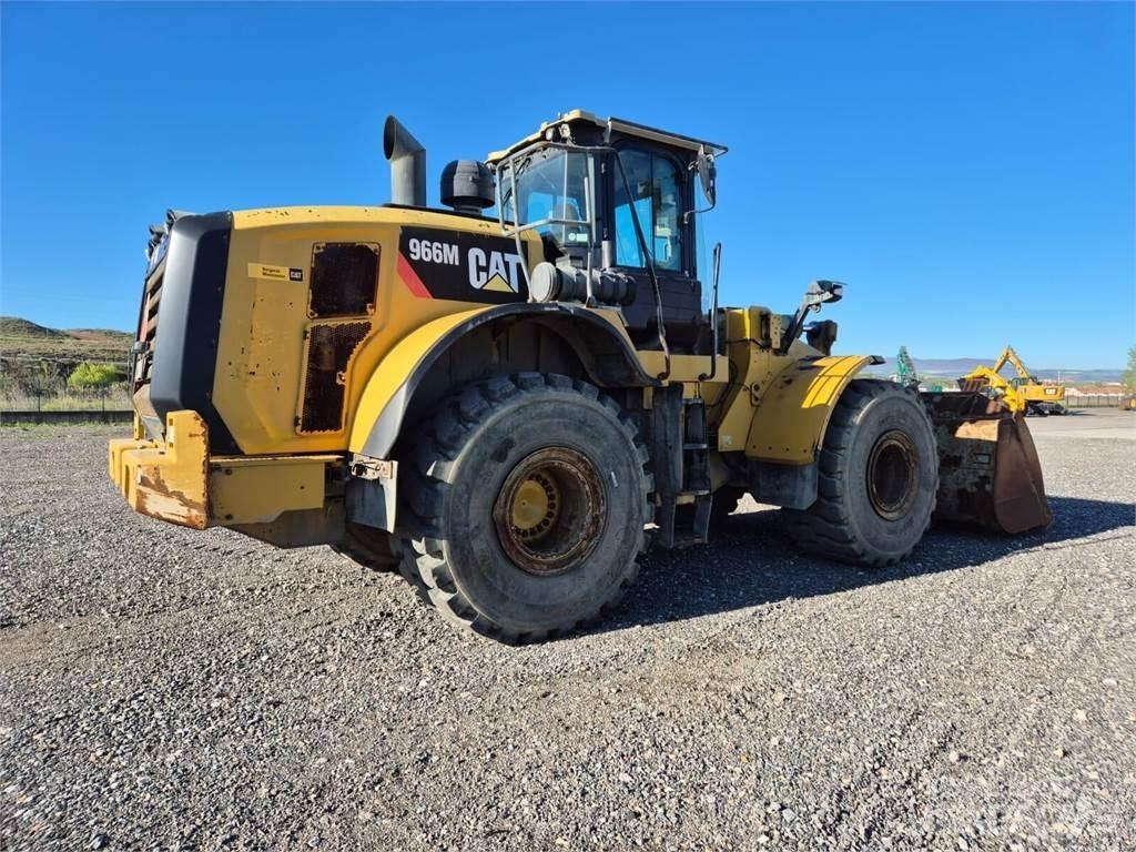 CAT 966M Radlader