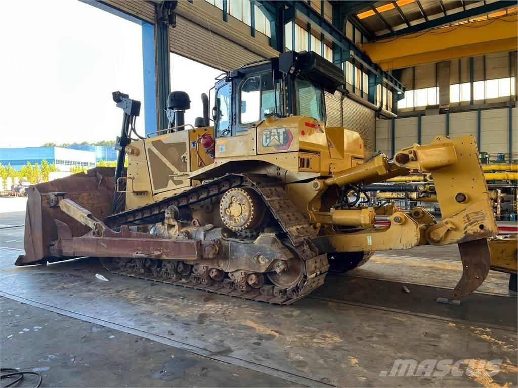 CAT D8T Bulldozer