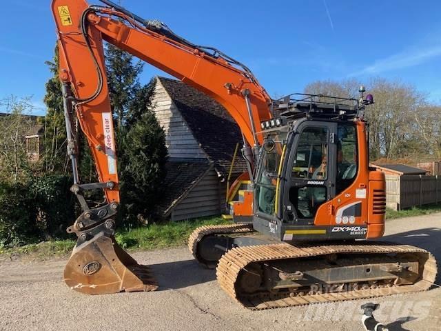 Doosan DX140LCR Raupenbagger