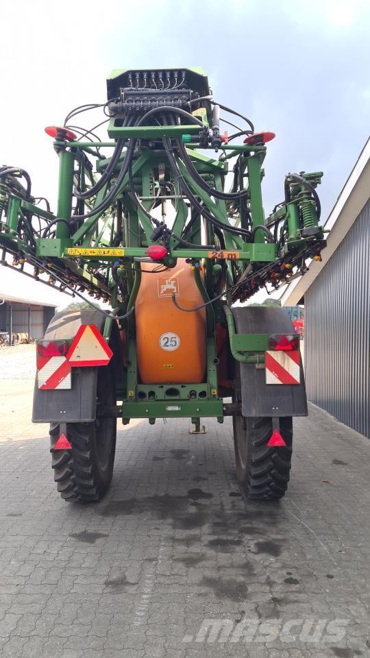 Amazone UX3200 Anhängespritzen