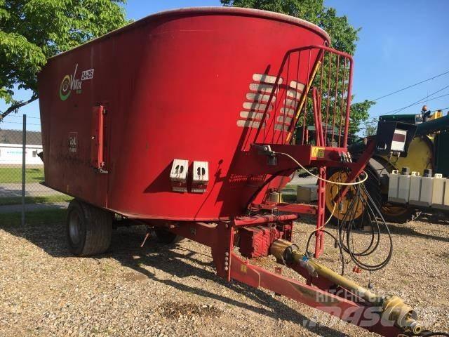 BvL V-MIX 24 S 2S Futtermischwagen