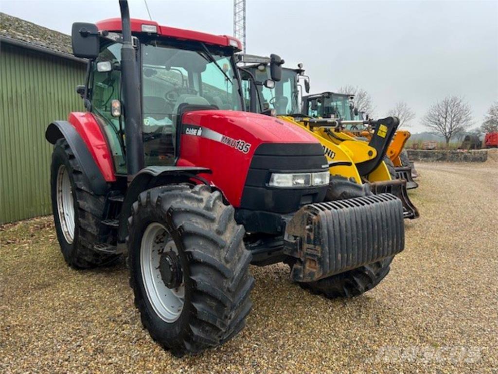 Case IH MXU135 Traktoren