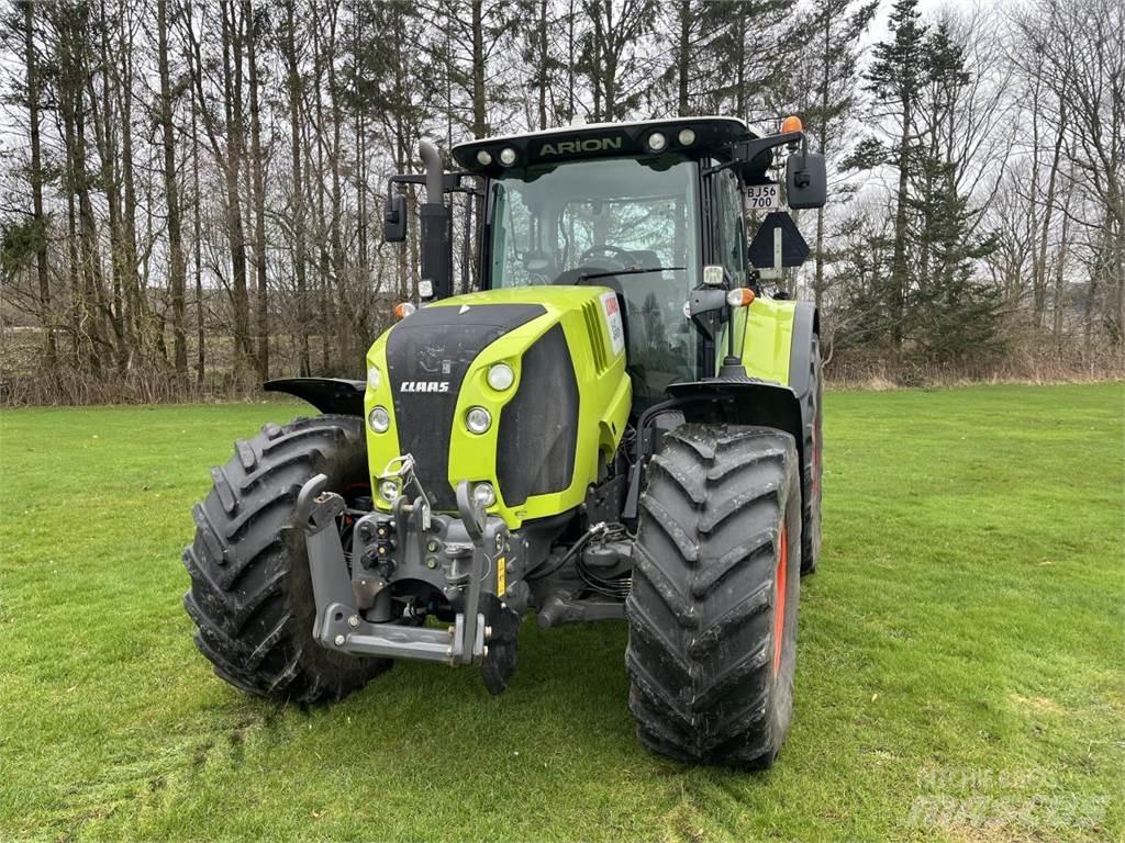 CLAAS ARION 640 Traktoren