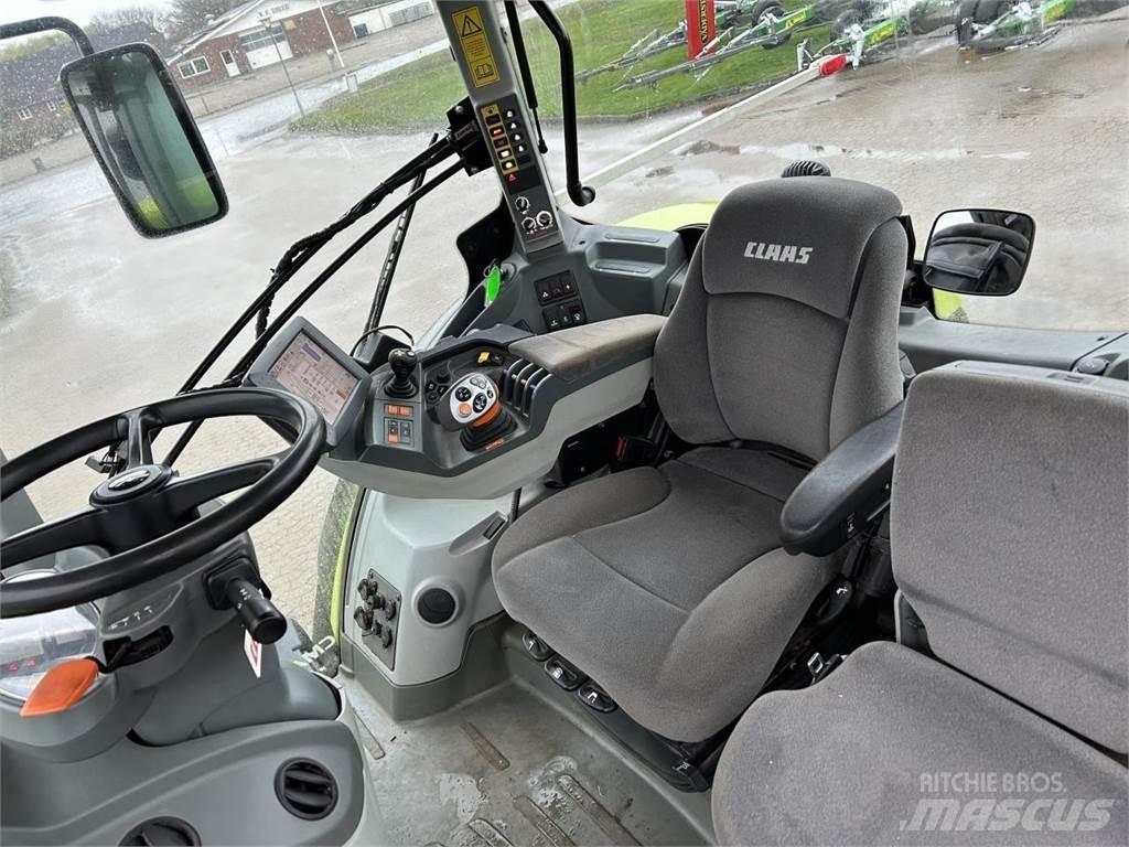 CLAAS AXION 930 Traktoren