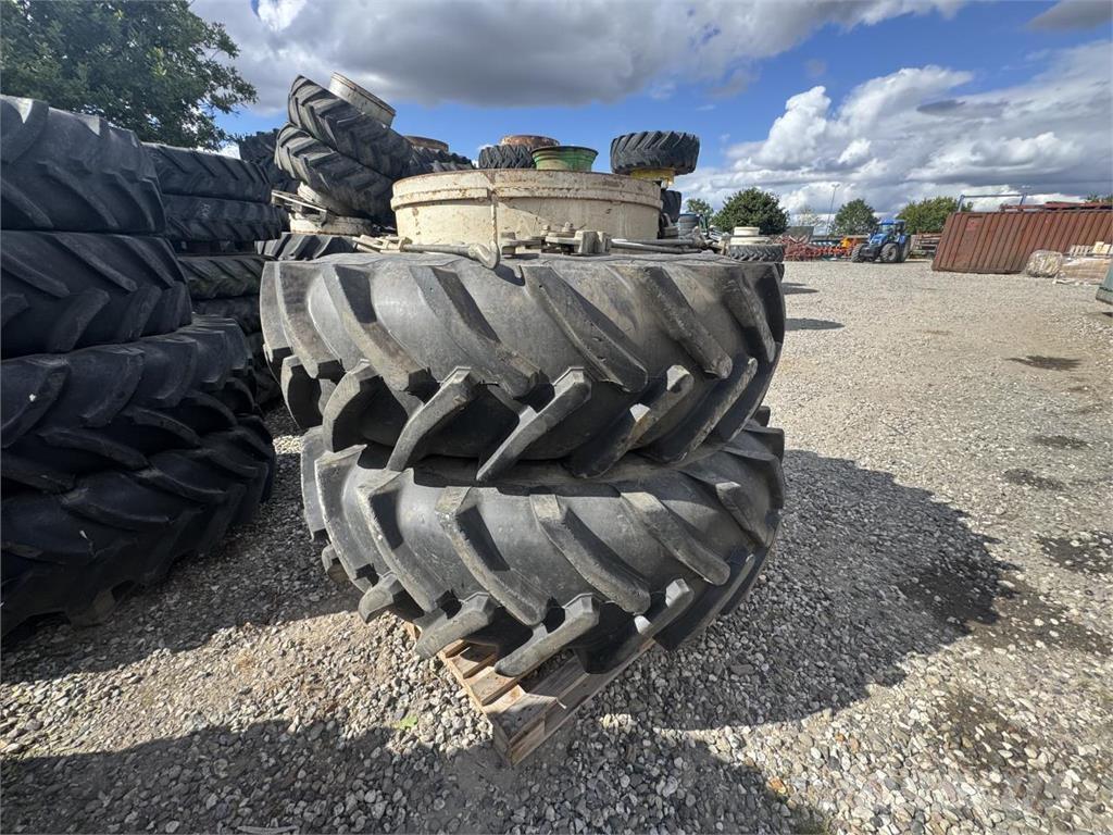 Datho 20.8R38 Reifen