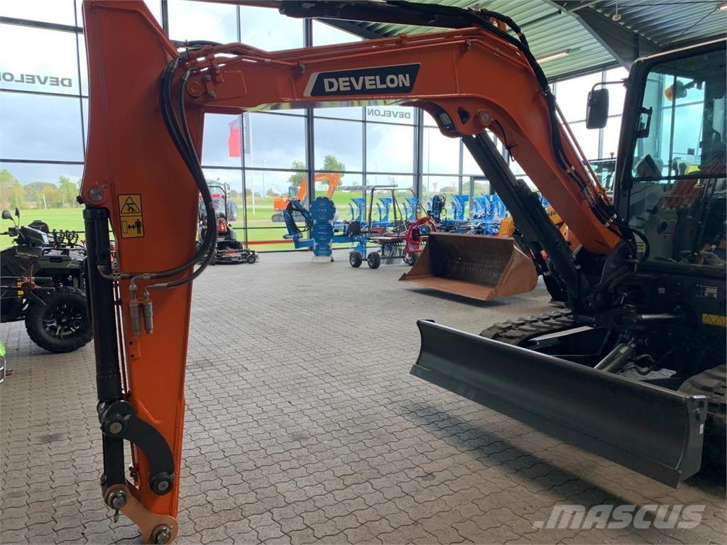 Develon DX63-7 Raupenbagger