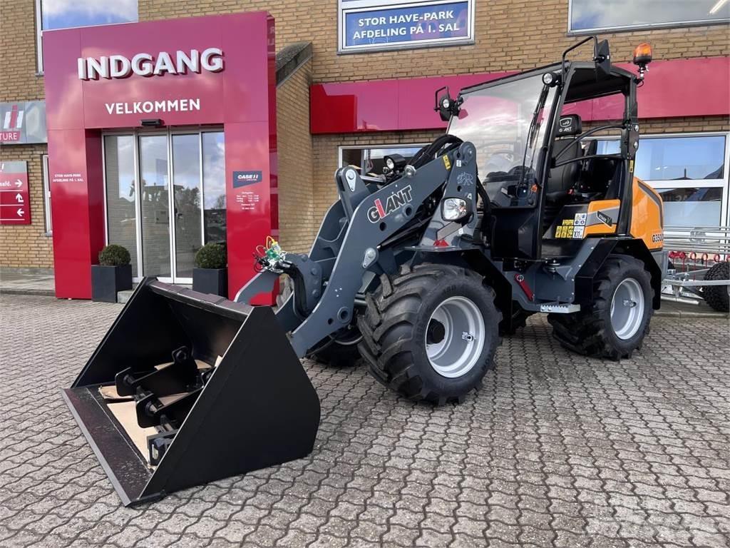 GiANT G3500 Minilader