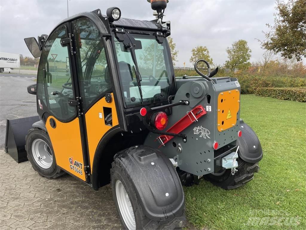 GiANT GT5048 Teleskoplader
