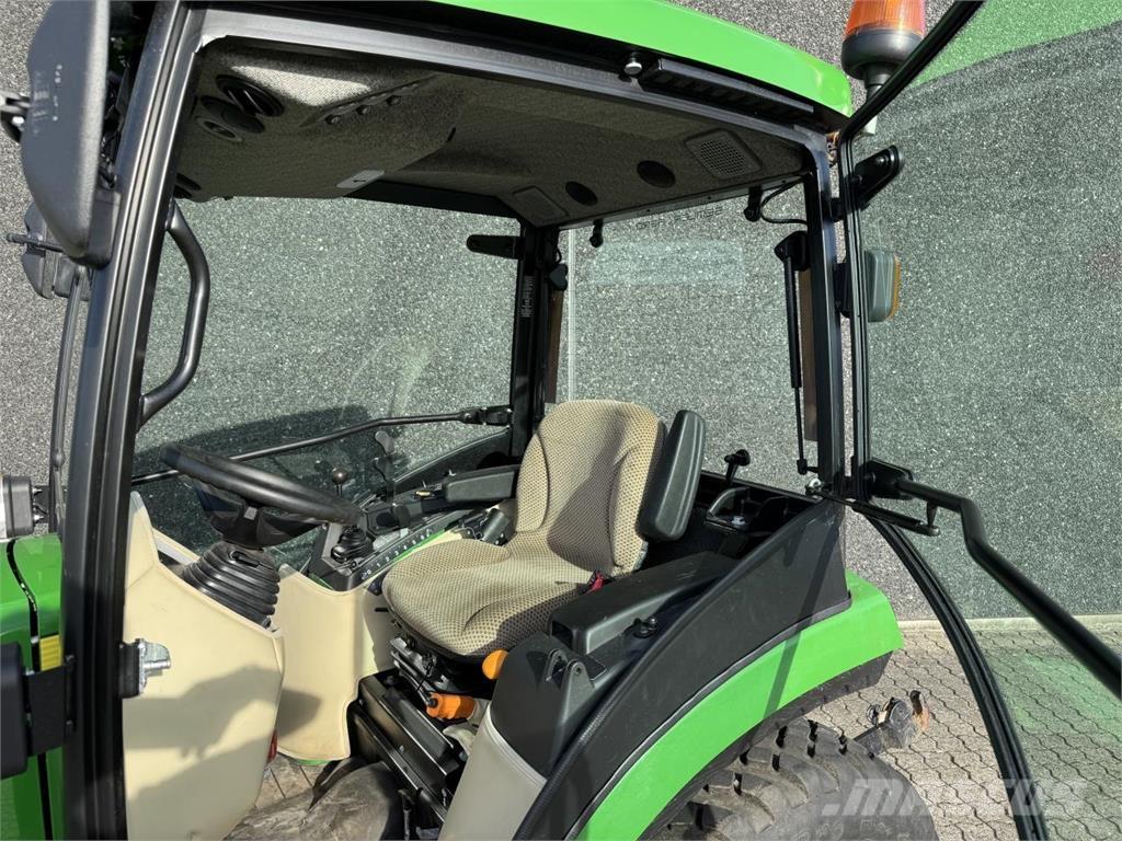 John Deere 2038R Kleintraktoren