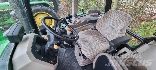 John Deere 5115M Traktoren