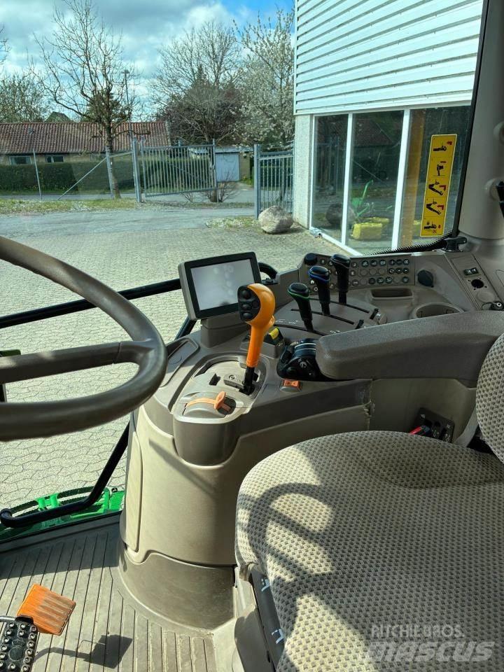John Deere 6150R Traktoren