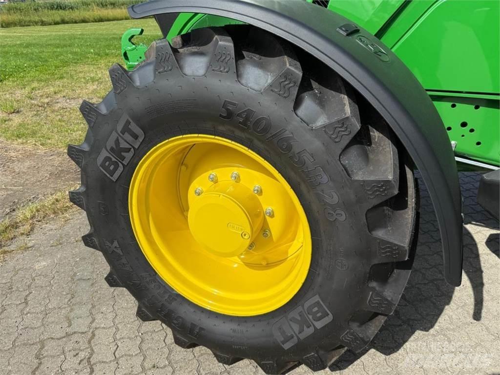 John Deere 6155M Traktoren