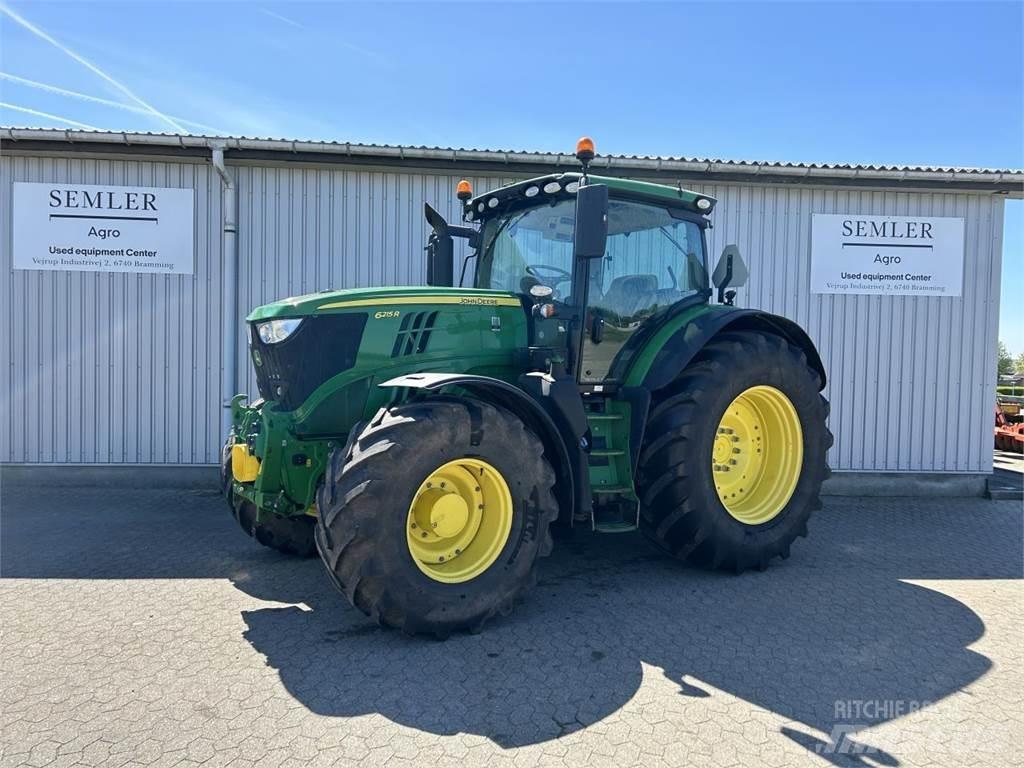 John Deere 6215R Traktoren