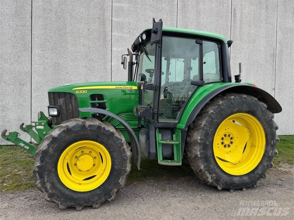John Deere 6330 Traktoren