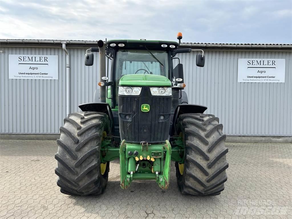 John Deere 7230R Traktoren