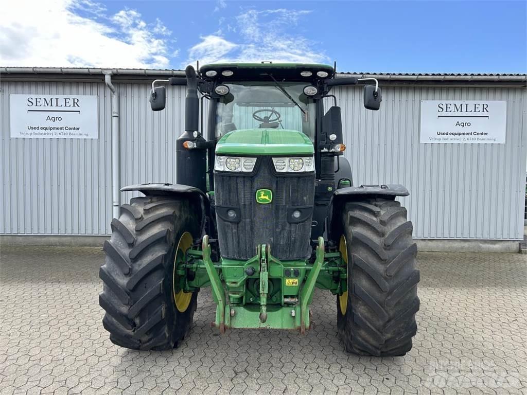 John Deere 7250R Traktoren